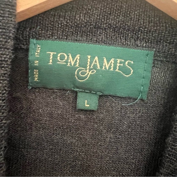 Tom James Black 100% Pure Merino Wool Gray Mock Neck Knit Top Men's L Preppy - Picture 2 of 6